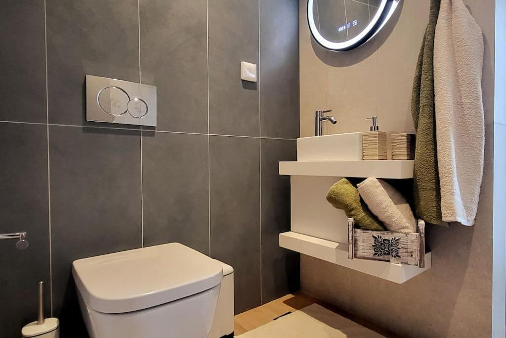 Acropolis Apartment Athens Ngoại thất bức ảnh
